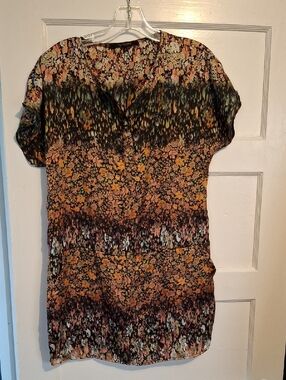 19 Cooper Black Floral Short Sleeve Top